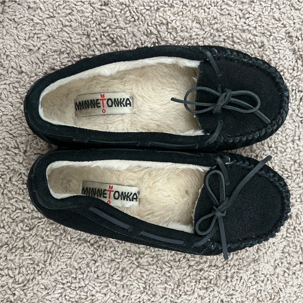 Minnetonka moccasin slipper